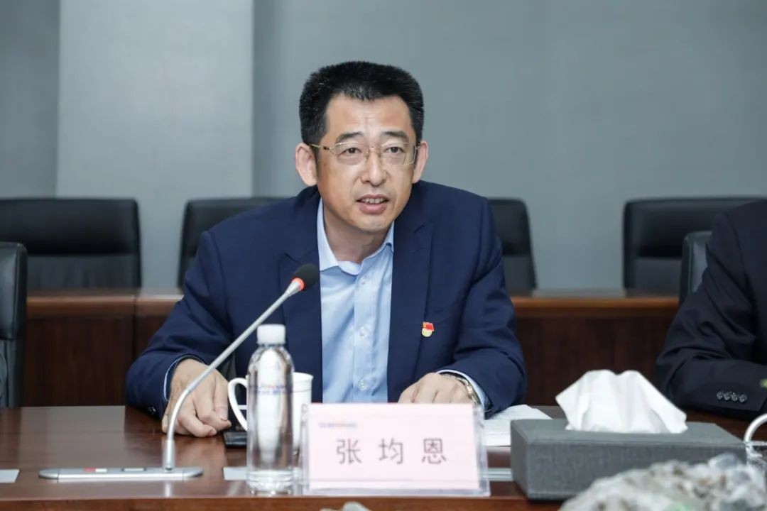 以党建促营业，，，，以营业强党建——青岛西海岸公用事业集团考察恒峰g22智能