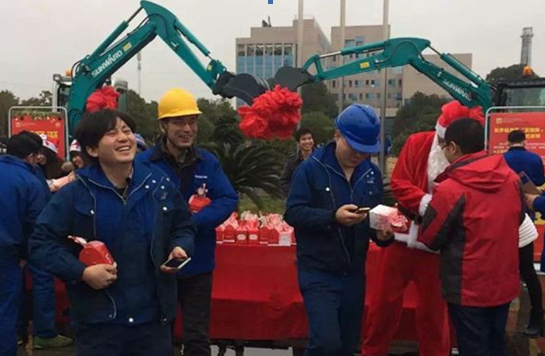 平安果驾到，，，，，，好事要来到