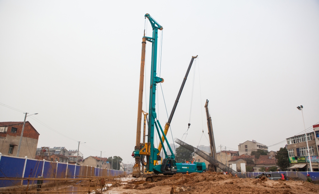 老板着急了？？？？？恒峰g22智能高效旋挖钻机来资助