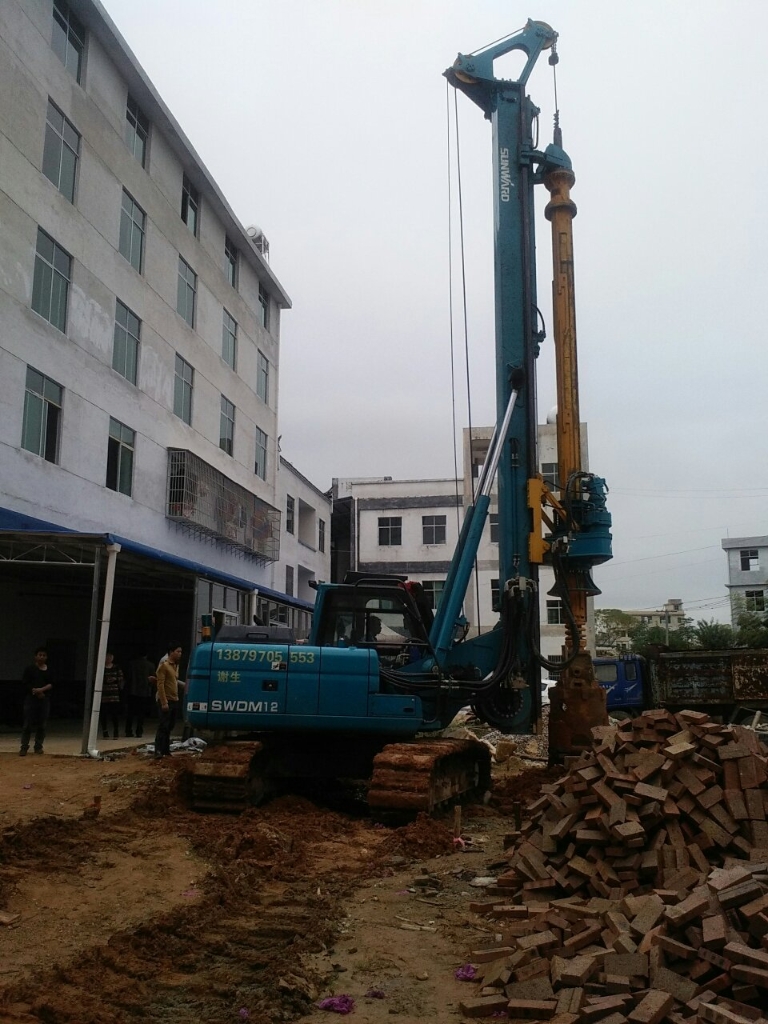 恒峰g22智能中小型旋挖钻机助力漂亮墟落建设