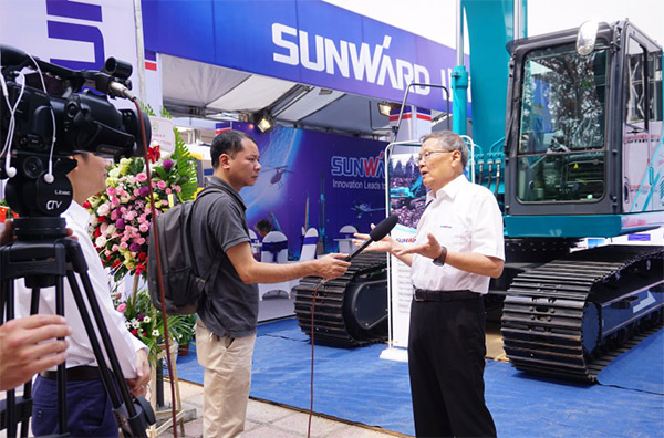 恒峰g22智能携全球领先凿岩装备，，，引爆越南矿业展