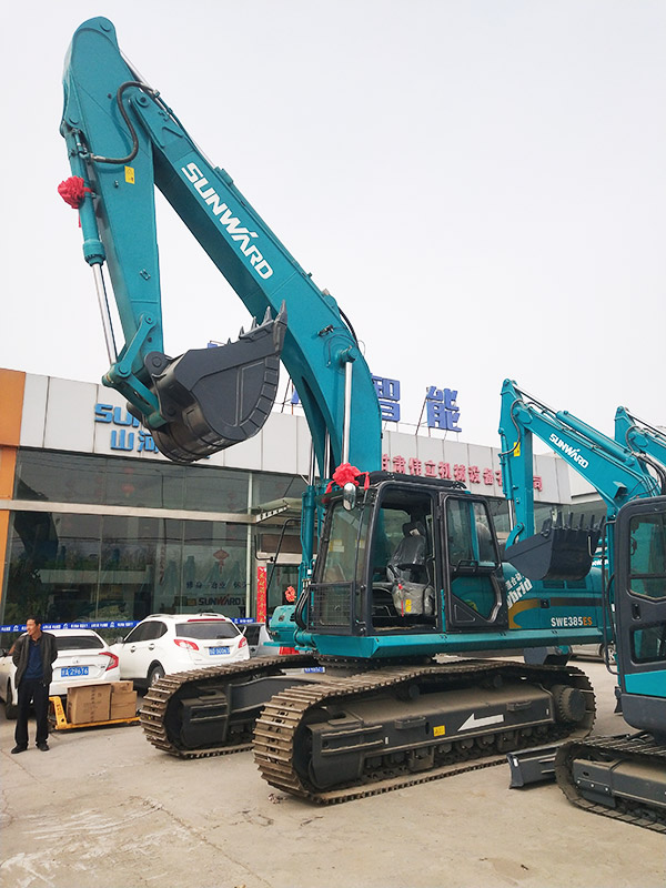 关于恒峰g22智能节能型挖掘机，，，，张老板算了这样一笔账