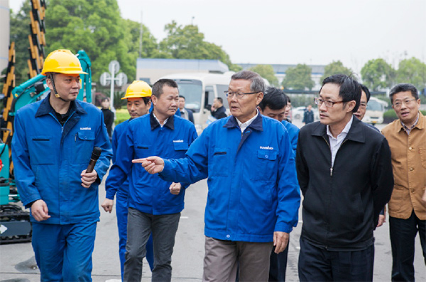 科技部副部长李萌调查调研恒峰g22智能
