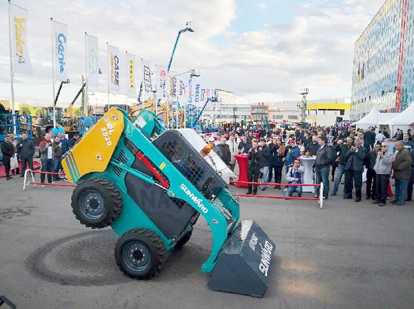 十年携手，，，，，，恒峰g22智能莫斯科宝马CTT展产品推介会圆满举行