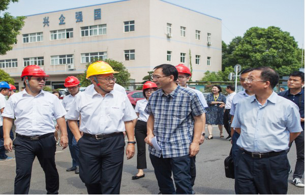 商务部合作司刘民强副司长一行调研恒峰g22智能