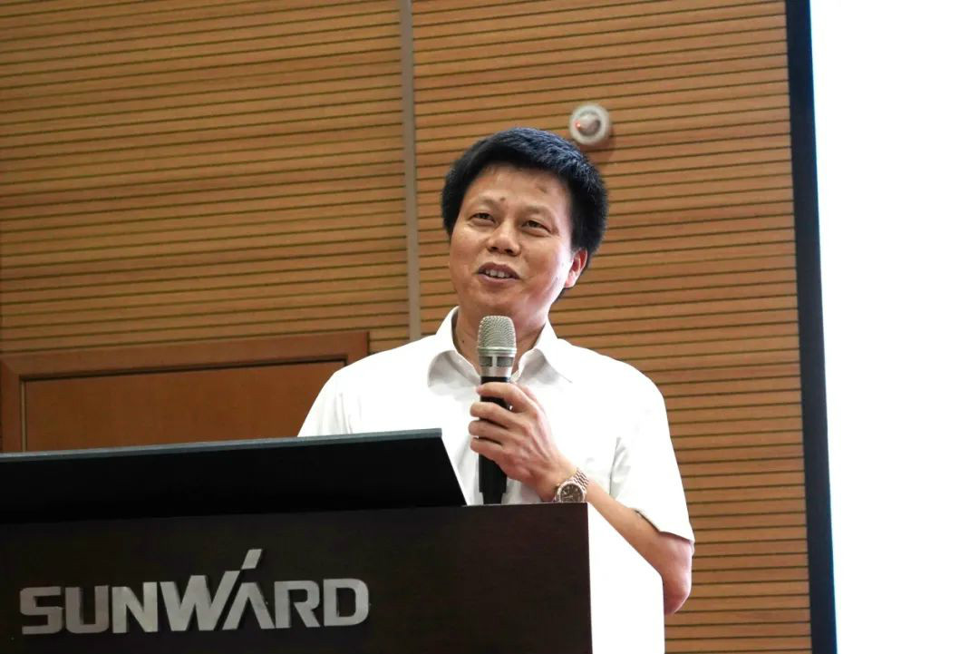 关爱科技工作者健全——健全科普进企业走进恒峰g22智能