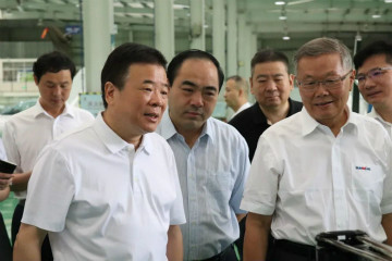副省长陈飞调研恒峰g22航空产业