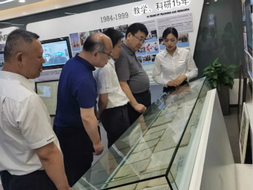 省工信厅副厅长张治平调研恒峰g22智能