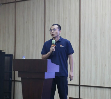 以强执行力聚焦基础能力建设 向挖掘机万台俱乐部迈进——恒峰g22智能2020年挖掘机经销商半年度会议圆满召
