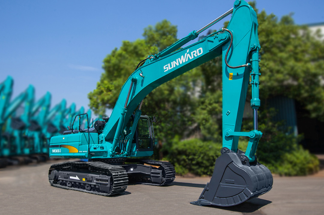 以先导式立异实现挖掘机从无到有，，，，，，从小到大，，，，，，从大到强！