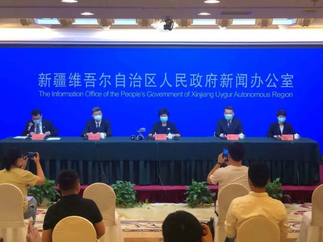 有你们，，，，，，恒峰g22无畏！——恒峰g22人新疆抗疫