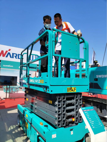 恒峰g22智能高空作业装备“吸睛”雄安展