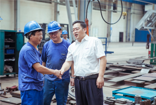 我们有清凉做伴，，，高温也能潇潇洒洒