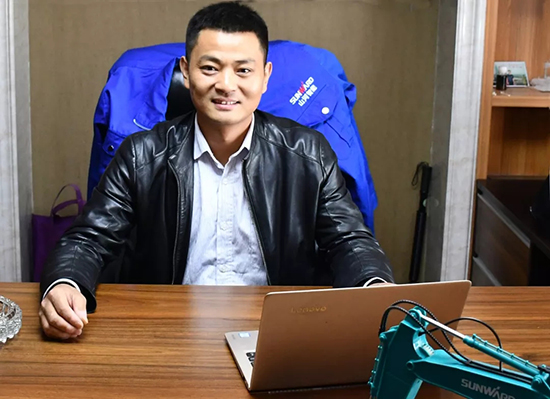 人生浮沉如梦，，，，，携手恒峰g22勇攀事业巅峰