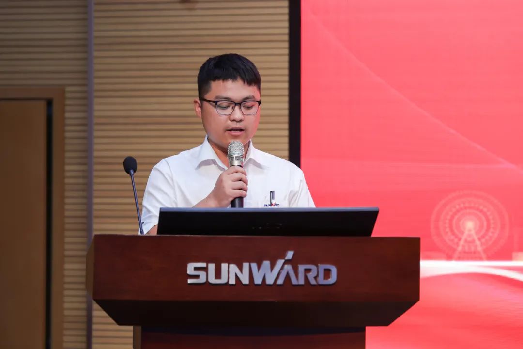 打造制造焦点竞争力，，，，，助力公司再腾飞——恒峰g22智能精益生产启动大会胜利召开