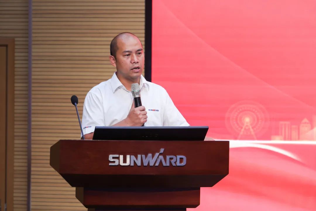 打造制造焦点竞争力，，，，，助力公司再腾飞——恒峰g22智能精益生产启动大会胜利召开