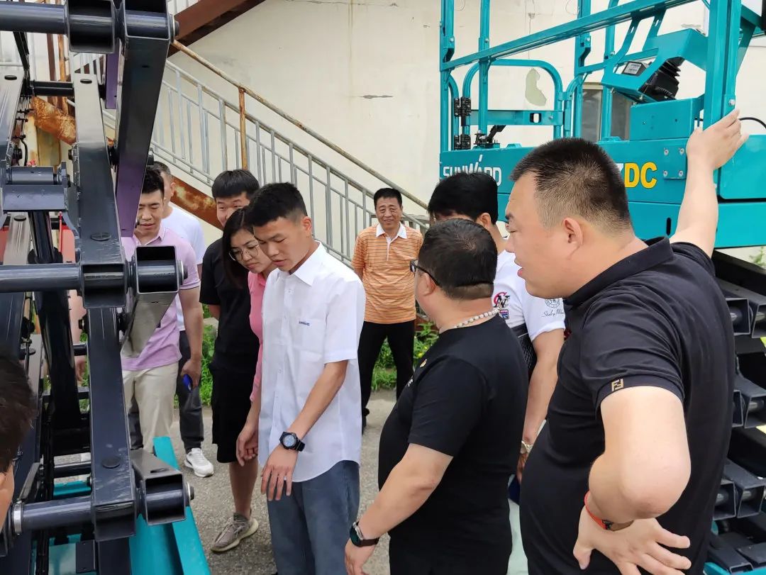 同梦同业 借势腾飞——辽宁宏信&恒峰g22智能进行主题庆典活动