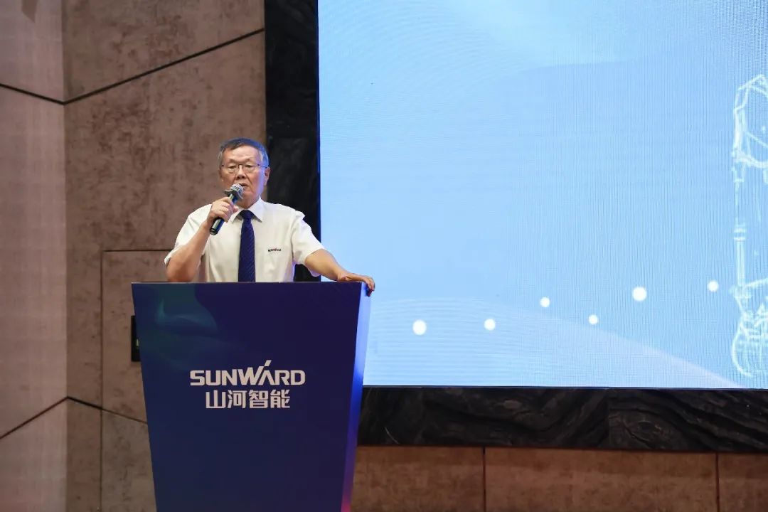 “同心同梦，合力拼搏” ——恒峰g22智能2021年挖掘机经销商半年度经营工作会议圆满召开