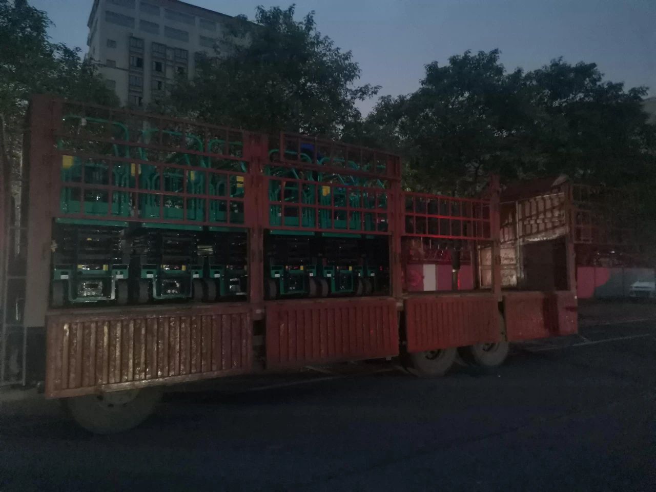 30小时，，，，，8小我私家，，，，，10台装备，，，，，我们说到做到！