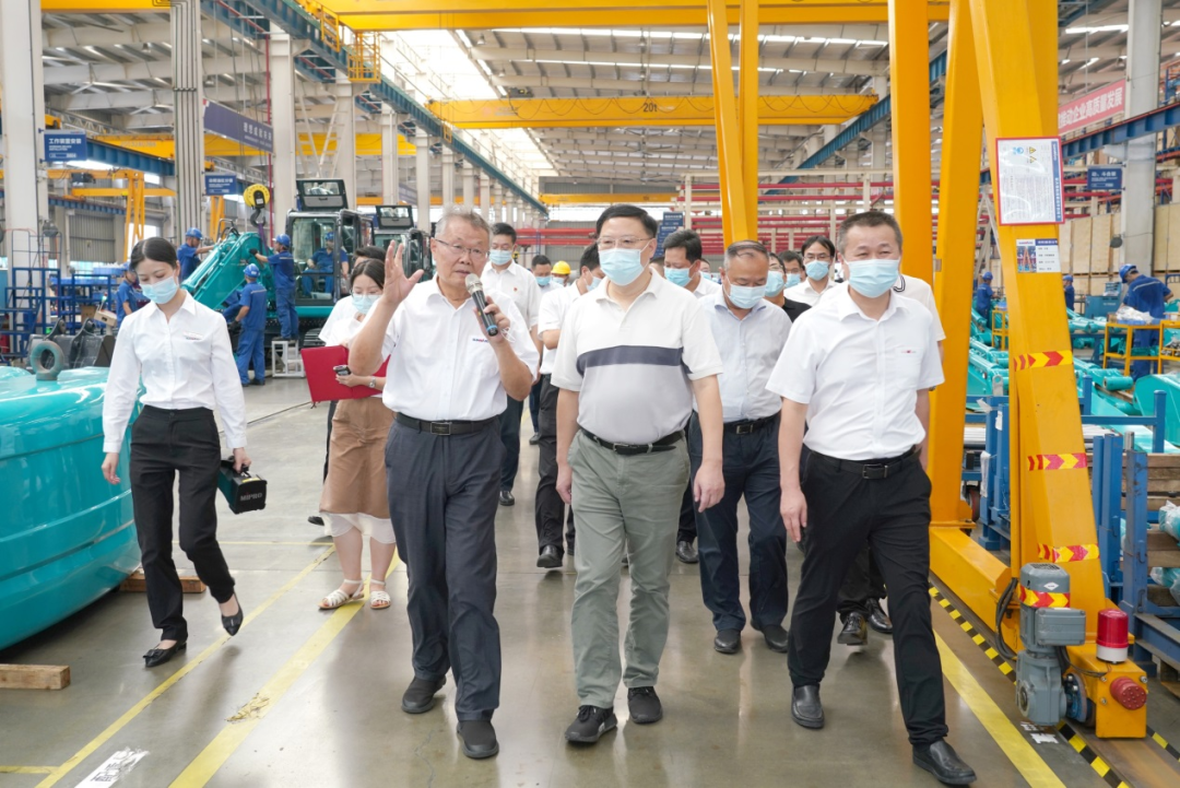 湖南省委常委、省委秘书长张剑飞一行调研恒峰g22智能