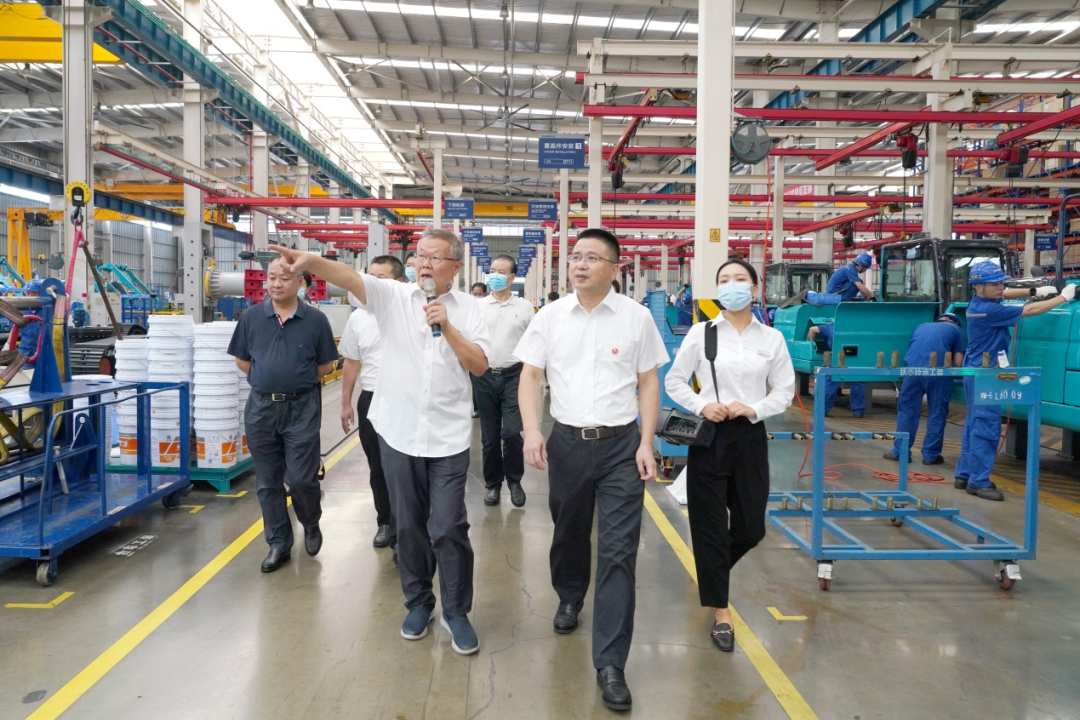 长沙市委常委、市纪委书记胡卫兵考察调研恒峰g22智能