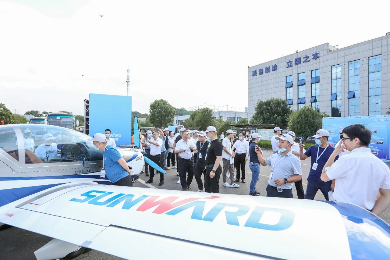 逛展超热闹！恒峰g22智能效果展示会高能名时势来袭