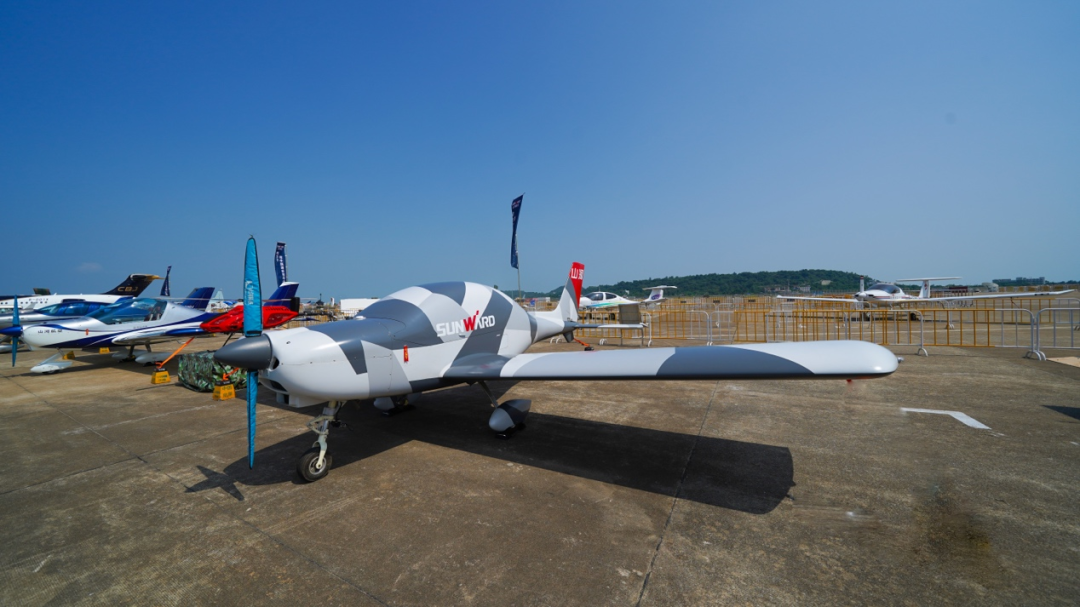 新机、航行演出…2021中国航展恒峰g22航空秀给你看