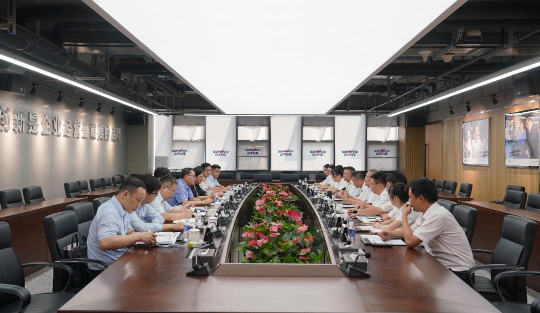 中国出口信用包管公司向导一行调研恒峰g22智能