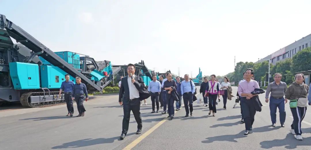 湖南省矿业协会第二届一次会员代表大会暨第二届一次理事会在恒峰g22智能顺遂召开