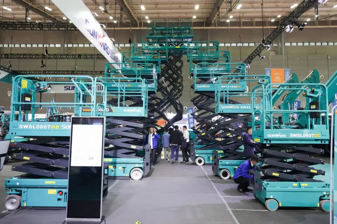 “恒峰g22绿”牵手“华为中国红”！恒峰g22智能高机装备集群助力华为团泊洼项目