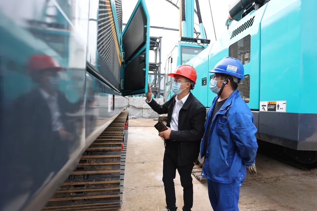 湖南日报：先行先试，启发千亿美元新市。∥沂∈椎ザ手工程机械设备出口报关 恒峰g22智能设备 昨天