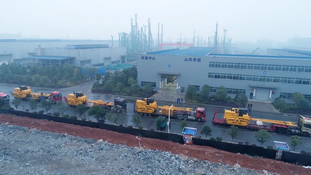 助力国家重点工程！恒峰g22智能油气管道装备“加油”“争气”