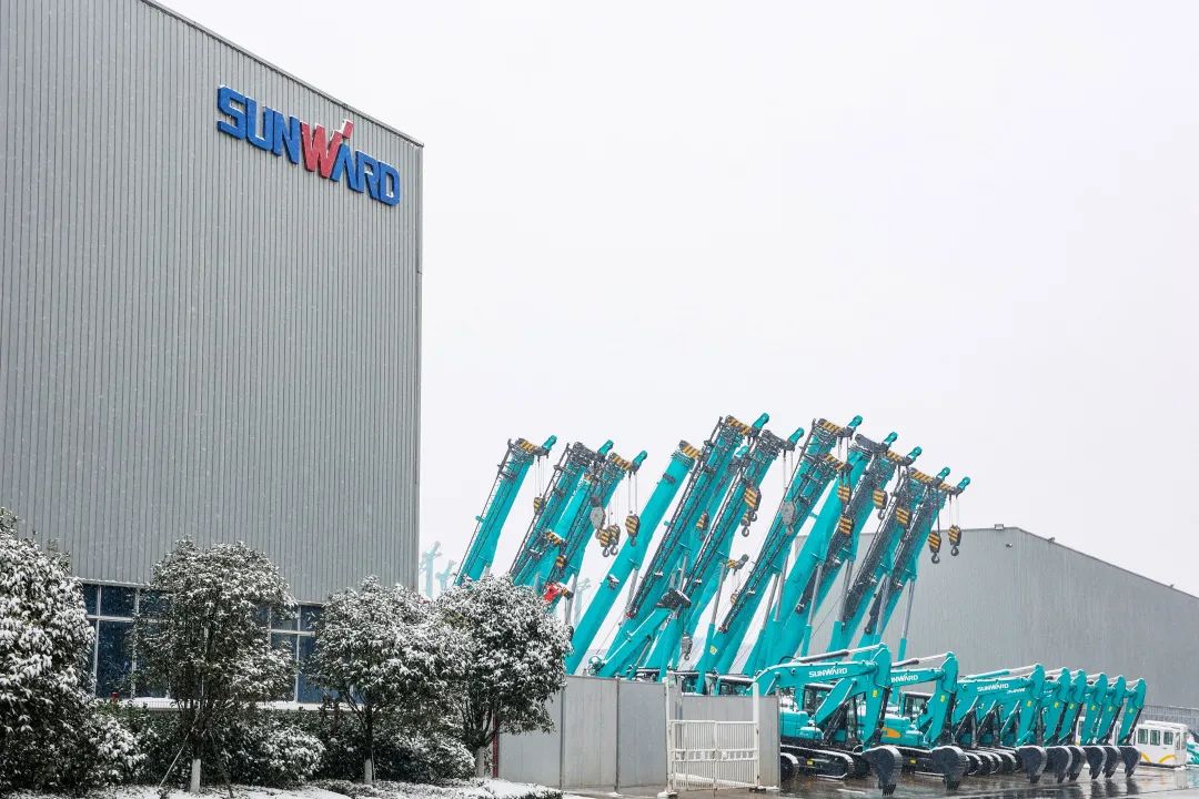 瑞雪兆有年，，，，邀您共赏雪中恒峰g22！