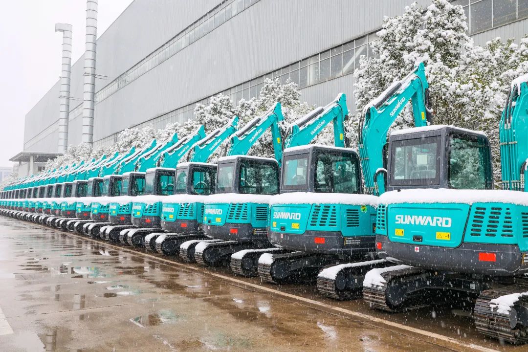 瑞雪兆有年，，，，邀您共赏雪中恒峰g22！