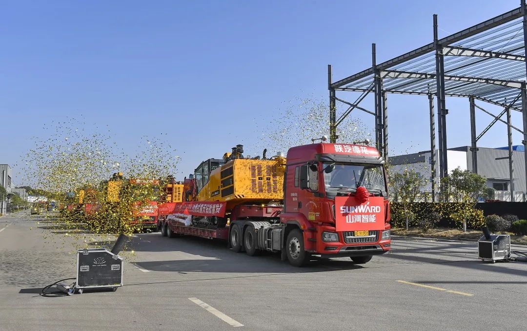 又一款差别化定制产品获认可！恒峰g22智能SWDH89J内燃式露天钻批量发货