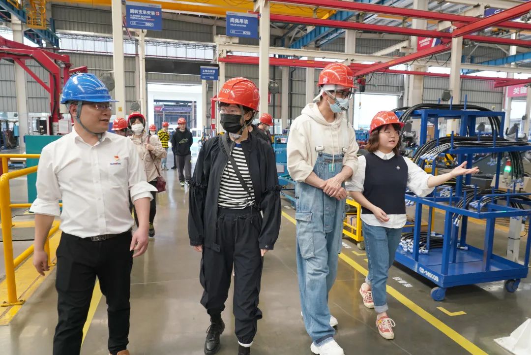 硬实力+软手刺！恒峰g22智能协拍电视剧《重中之重》开机