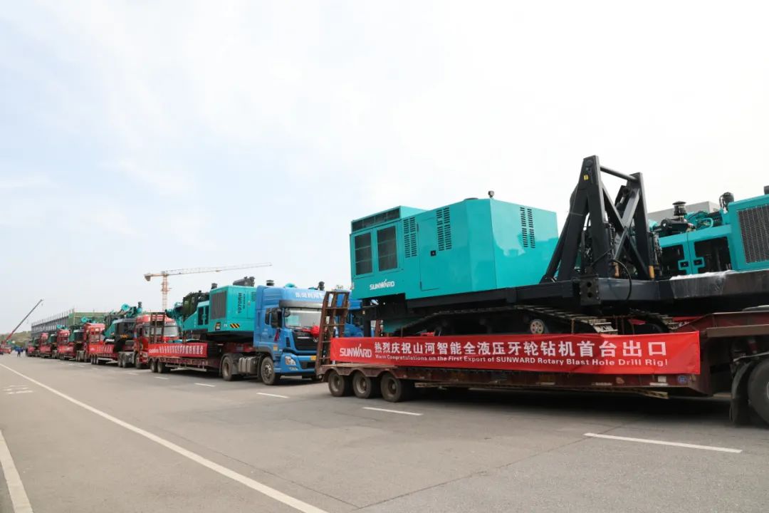 征战全球市场。。『惴錱22智能凿岩装备批量发货