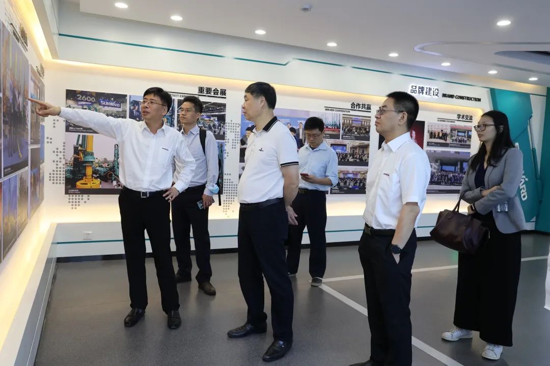 昭通工控集团副总经理李绍康调研恒峰g22智能