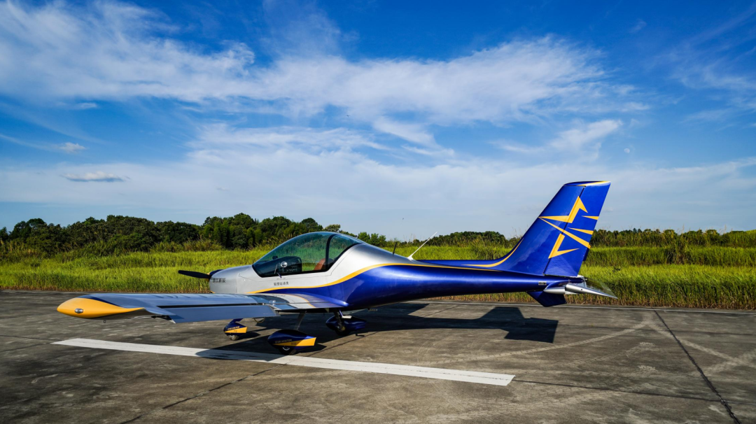 图集 | 阿若拉穿“鲨”衣，，，尚有更多套装为天空添彩！