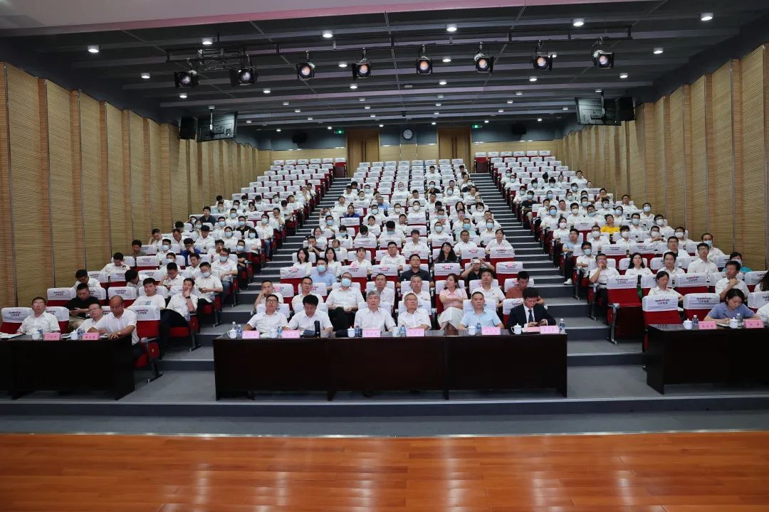 立异引领，，，，，智造未来！“2022院士专家长沙行”高端装备高质量生长钻研会盛大举行