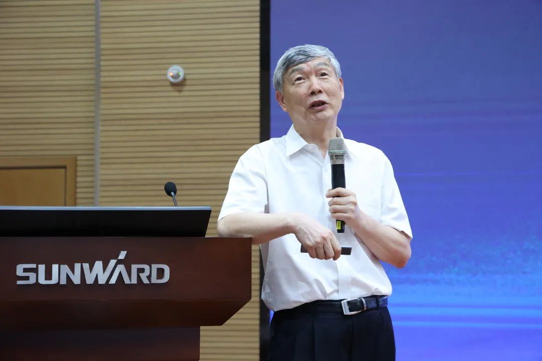 立异引领，，，，，智造未来！“2022院士专家长沙行”高端装备高质量生长钻研会盛大举行