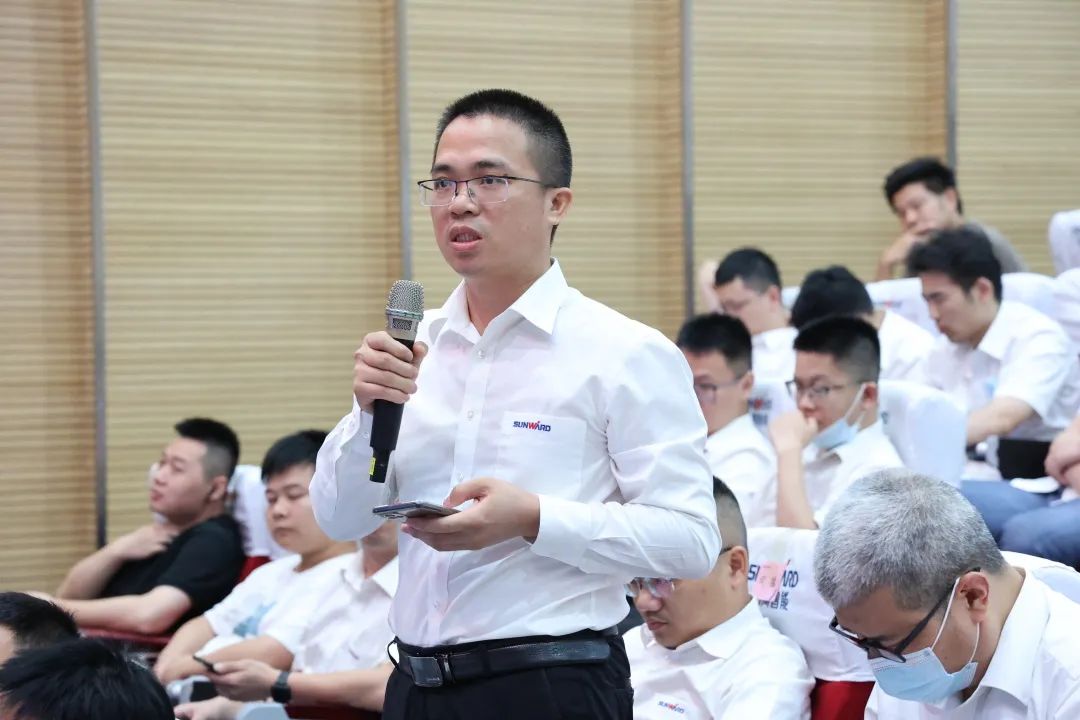 立异引领，，，，，智造未来！“2022院士专家长沙行”高端装备高质量生长钻研会盛大举行