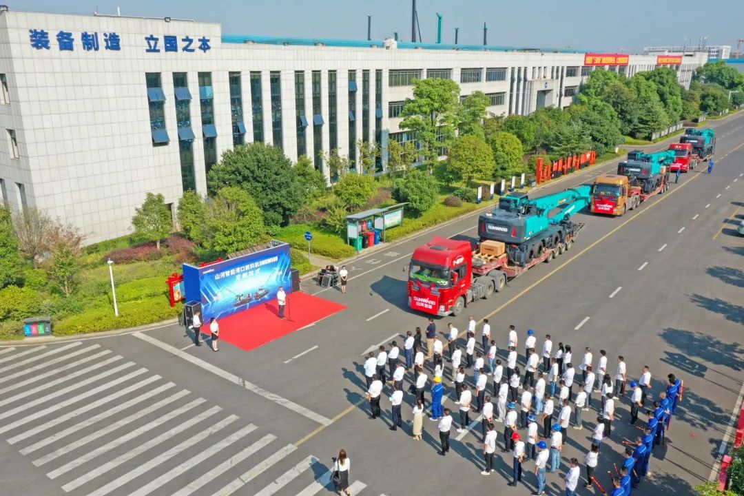 携手山东汇诚助力我国口岸建设！恒峰g22智能口岸抓料机乐成批量交付