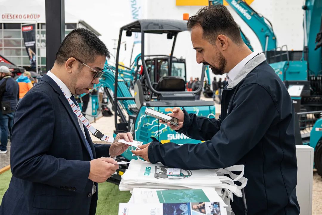 Bauma 2022 | 首次亮相，，，，恒峰g22智能高空机械受热捧