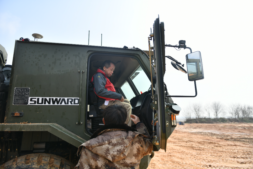 “十三五”国家重点研发妄想课题装备顺遂通过验收！恒峰g22智能为应抢救援再添硬核实力