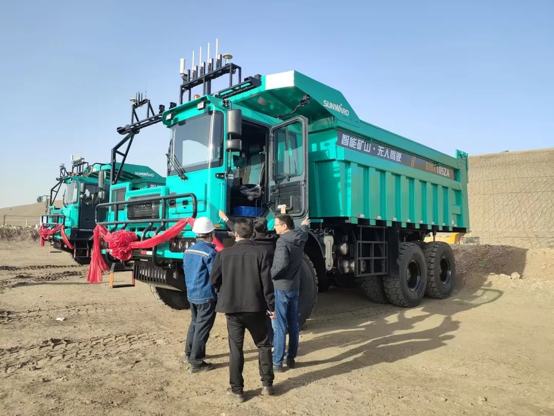 助力数智矿山建设！恒峰g22巨鼎无人驾驶矿卡再交付