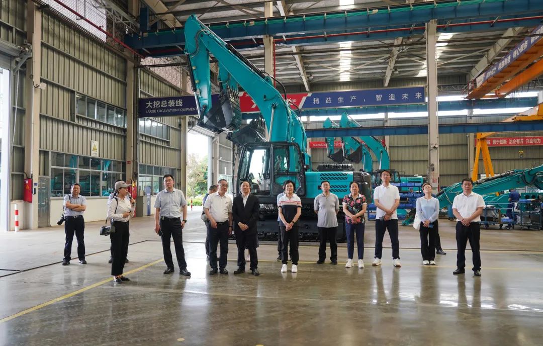 太原市政协主席操学诚调研恒峰g22智能