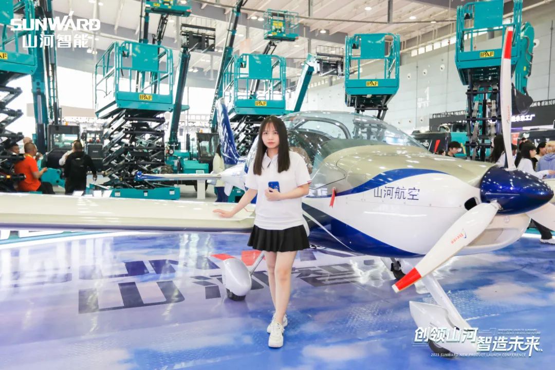 闪灼2023 CICEE！看恒峰g22智能“明星产品”有多“炫”