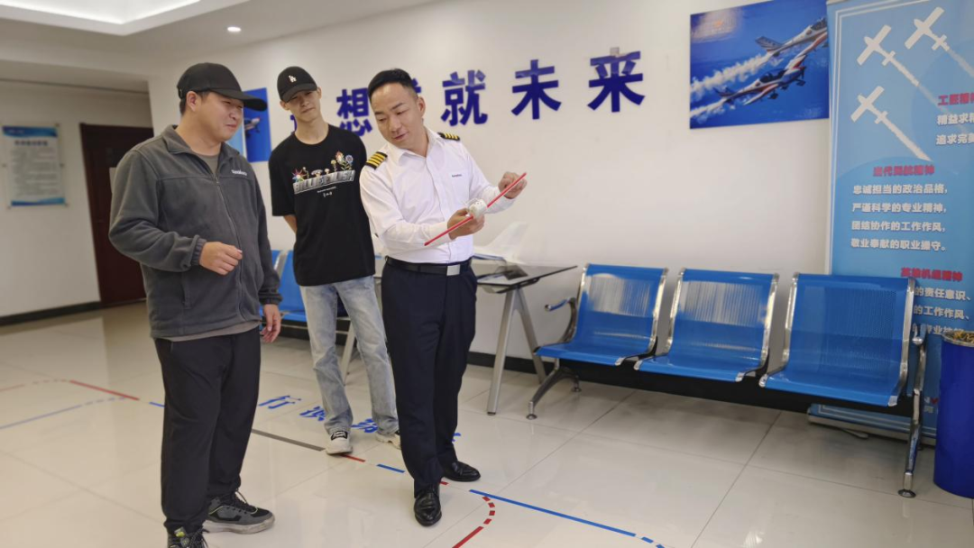 湖南恒峰g22通航获CCAR-141部民用航空器驾驶员学校运行及格证