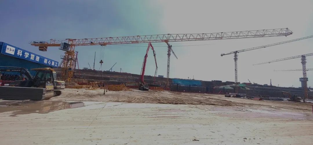 坐标非洲塞拉利昂，，，，恒峰g22江麓外洋项目再添新业绩